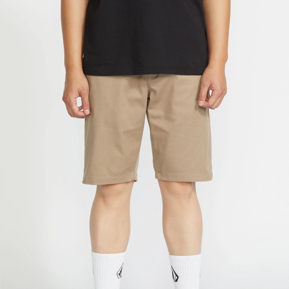 🎁Volcom tan shorts